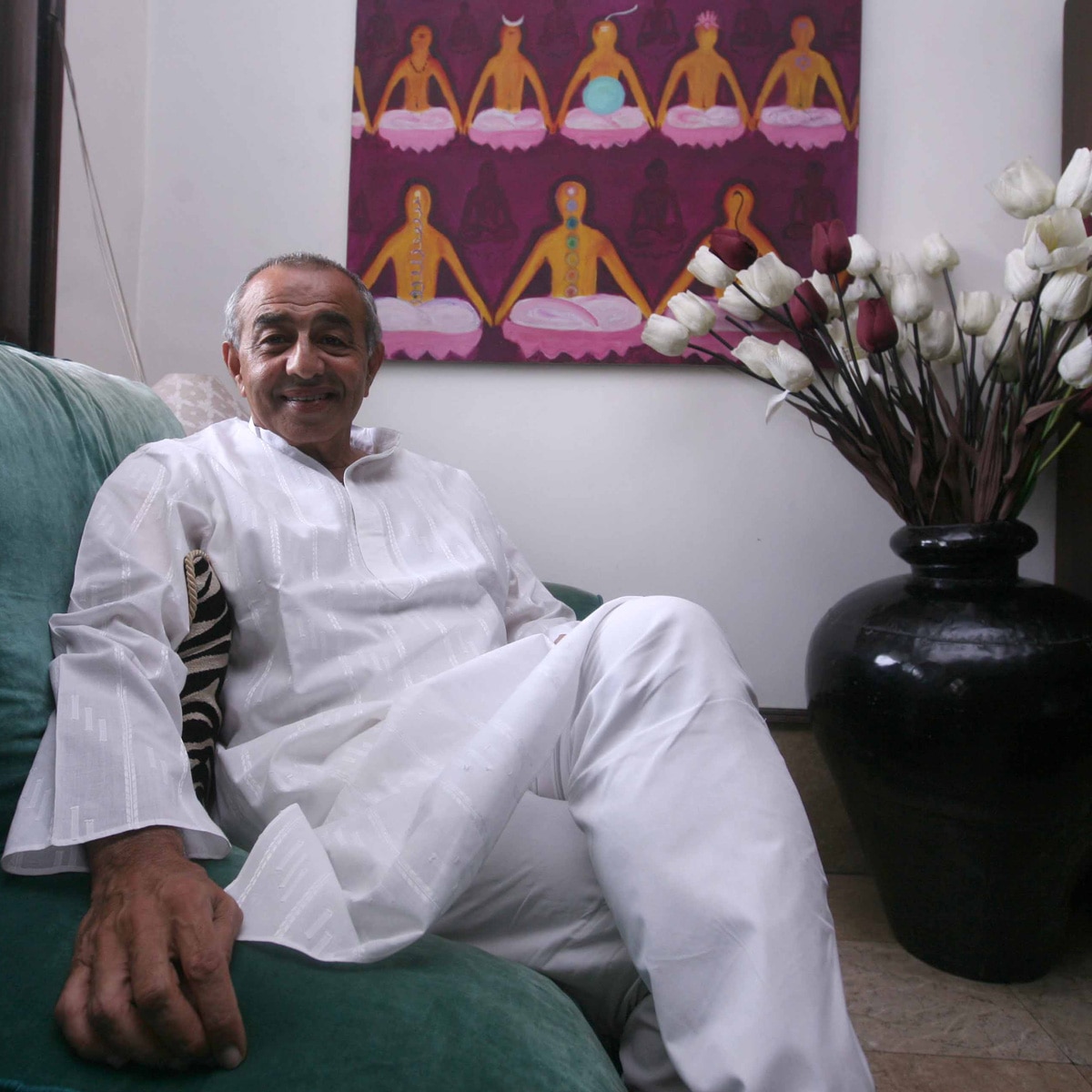 अस्ताद देबू