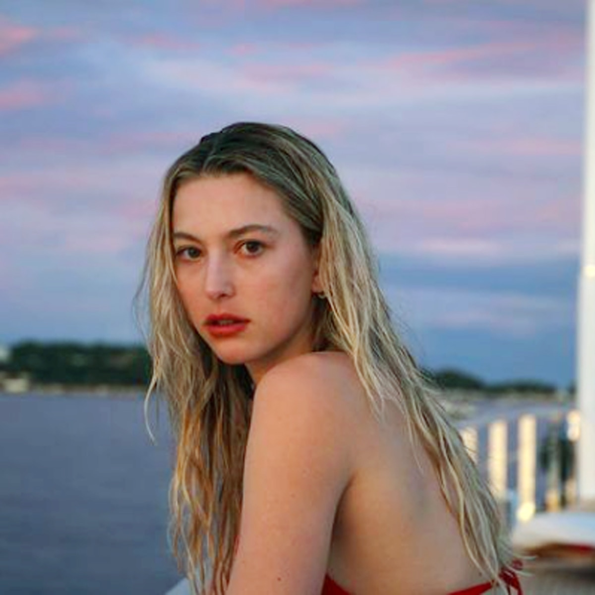 इव जॉब्स