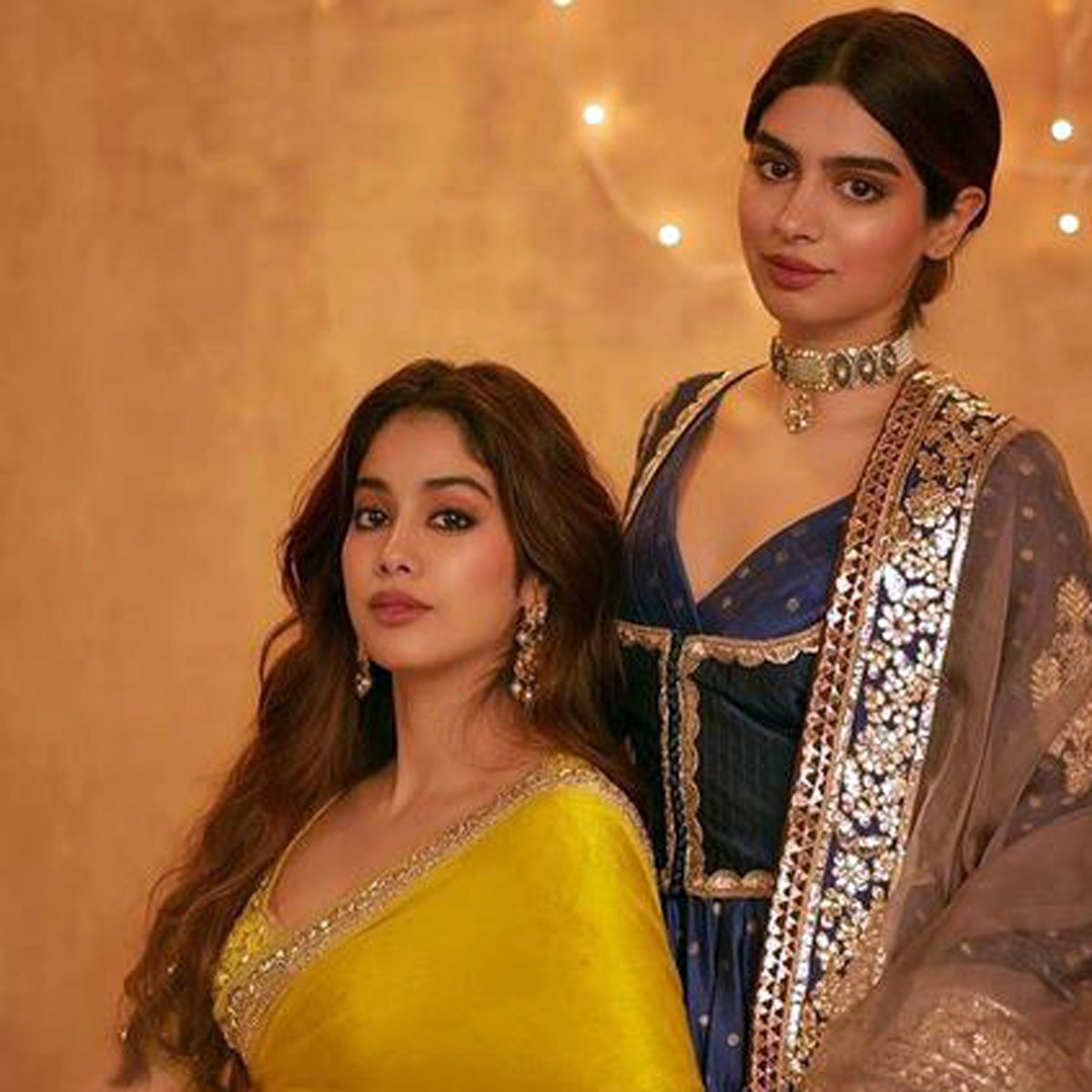 जाह्नवी कपूर संग खुशी कपूर