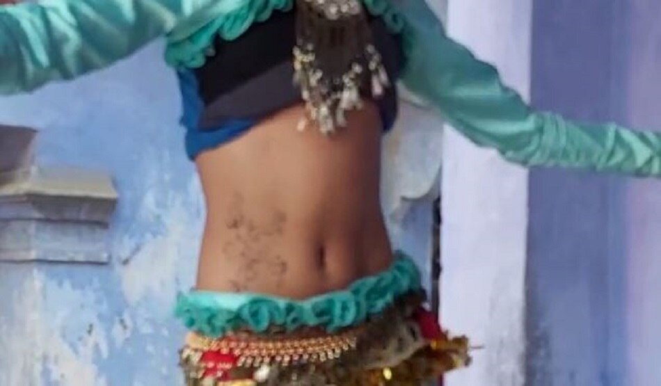 बेली डांस के आगे शकीरा भी फेल