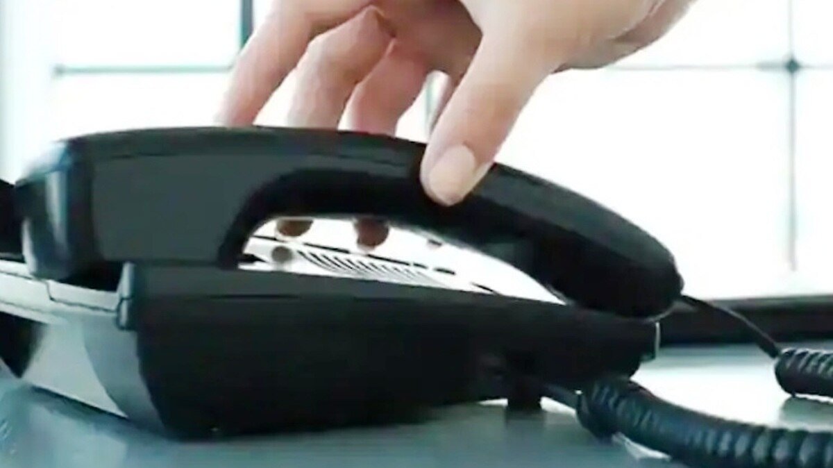 लैंडलाइन से मोबाइल फोन पर कॉल करने का तरीका बदल जाएगा