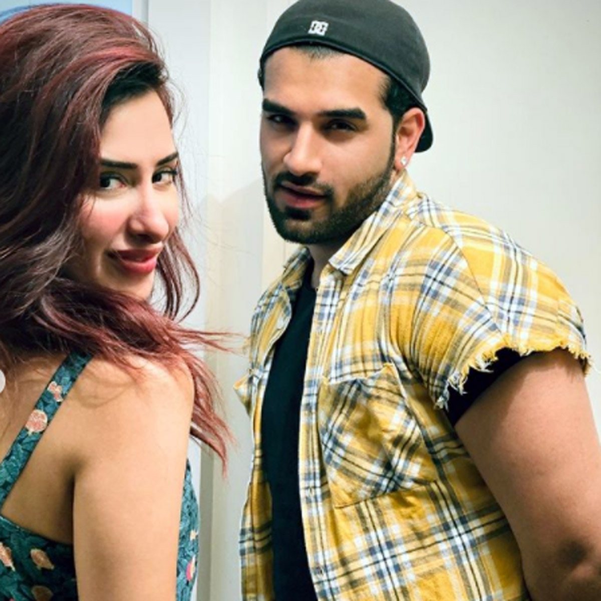 पारस-माहिरा