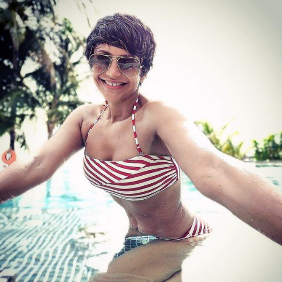 मंद‍ि‍रा बेदी  