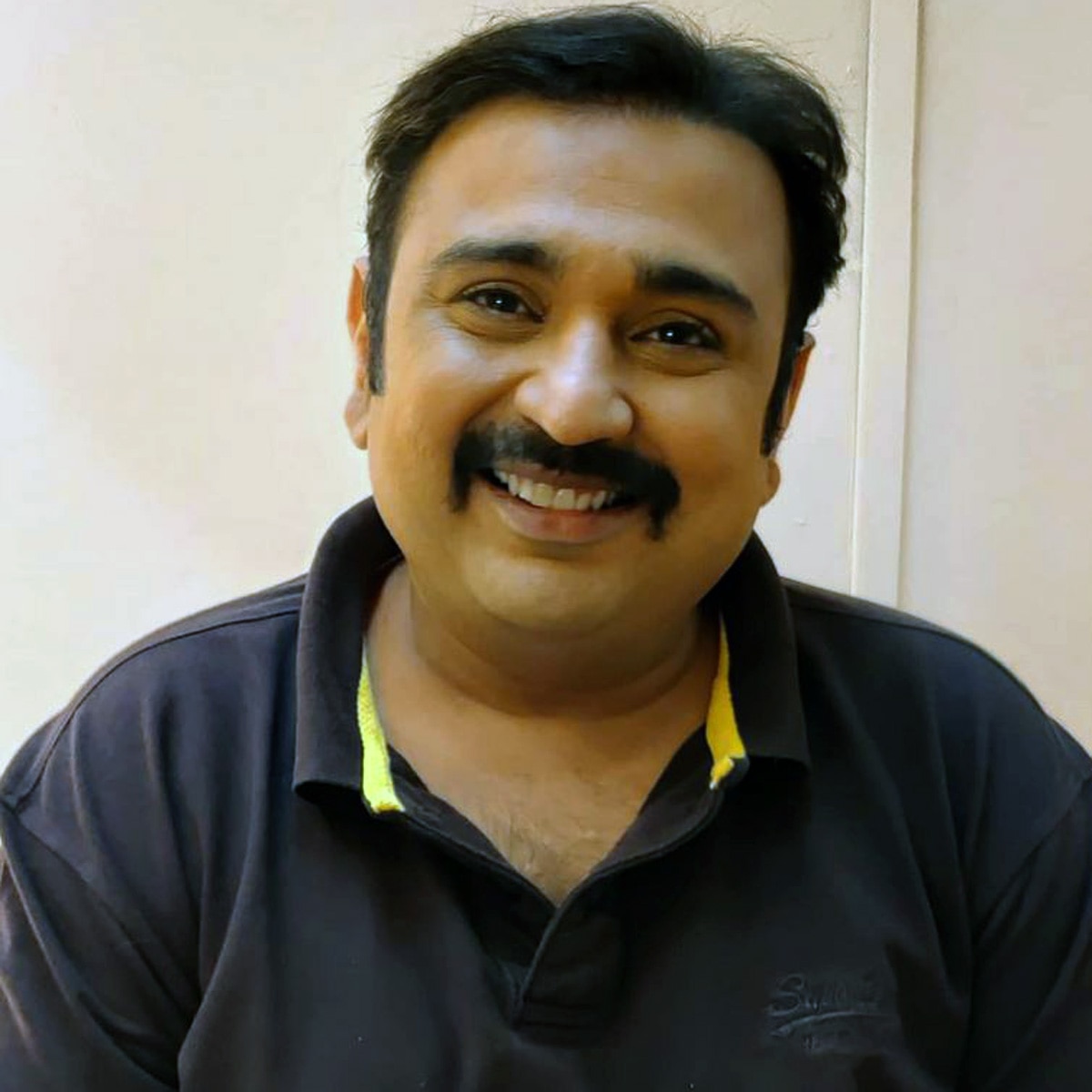  मेहुल निसार