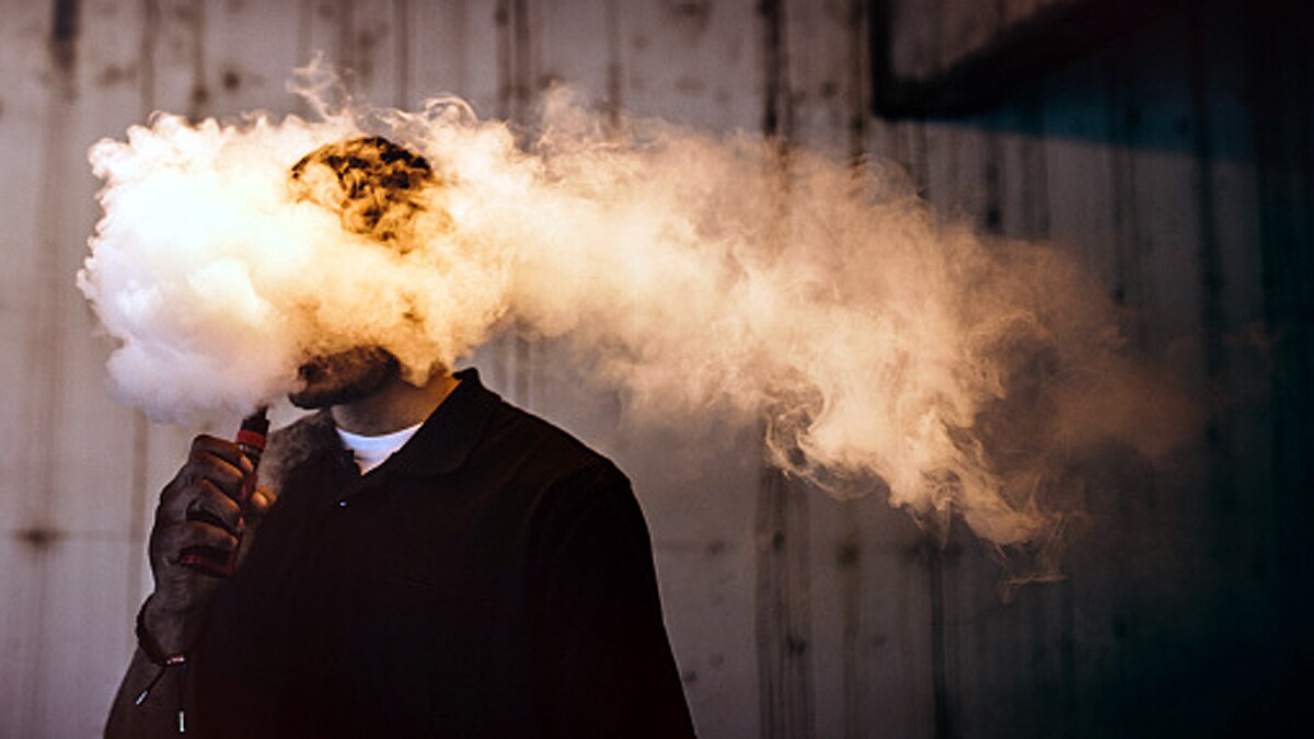 Smoking brings mental fog