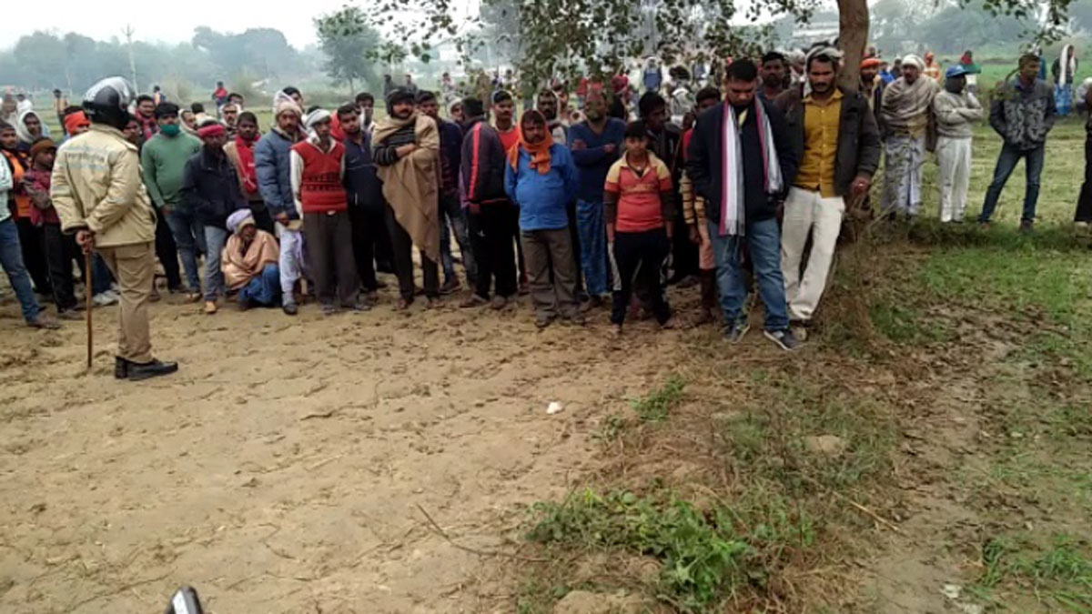 अवैध संबंधों के शक में पति ने पत्नी की गड़ासे से टुकड़े कर दिये (फोटो आजतक)