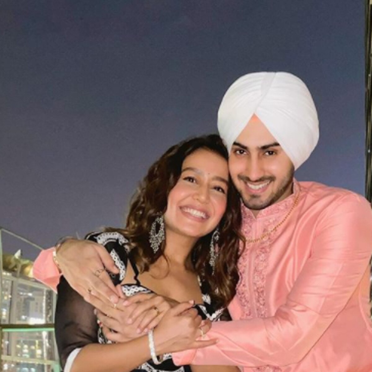 नेहा कक्कड़-रोहनप्रीत 