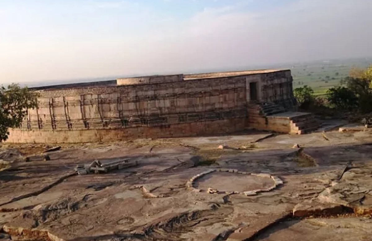 93 साल पहले बना था संसद भवन