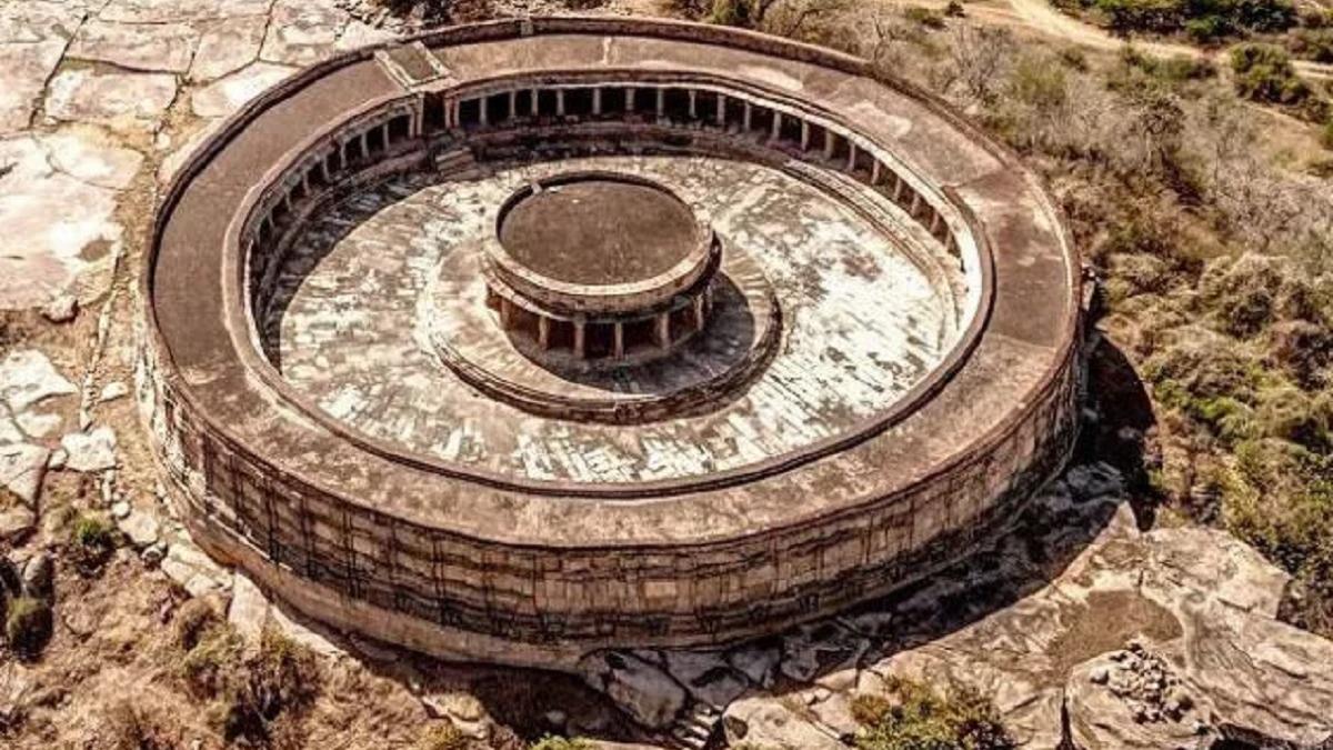 93 साल पहले बना था संसद भवन