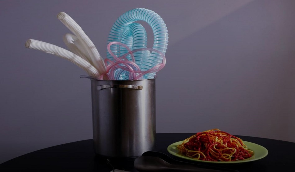 20 किलो तक प्लास्टिक खा रहे हैं लोग