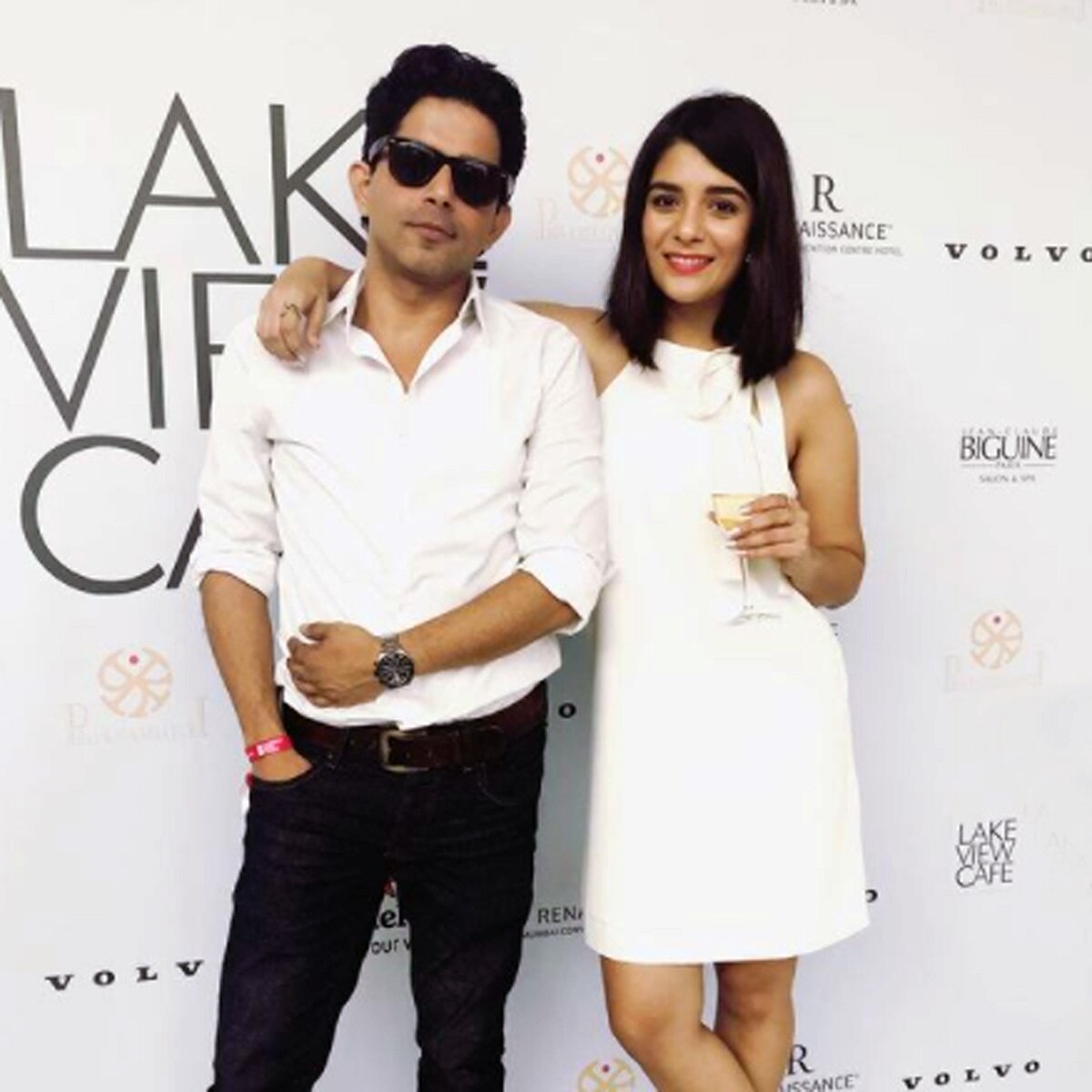 पूजा गौर संग राज