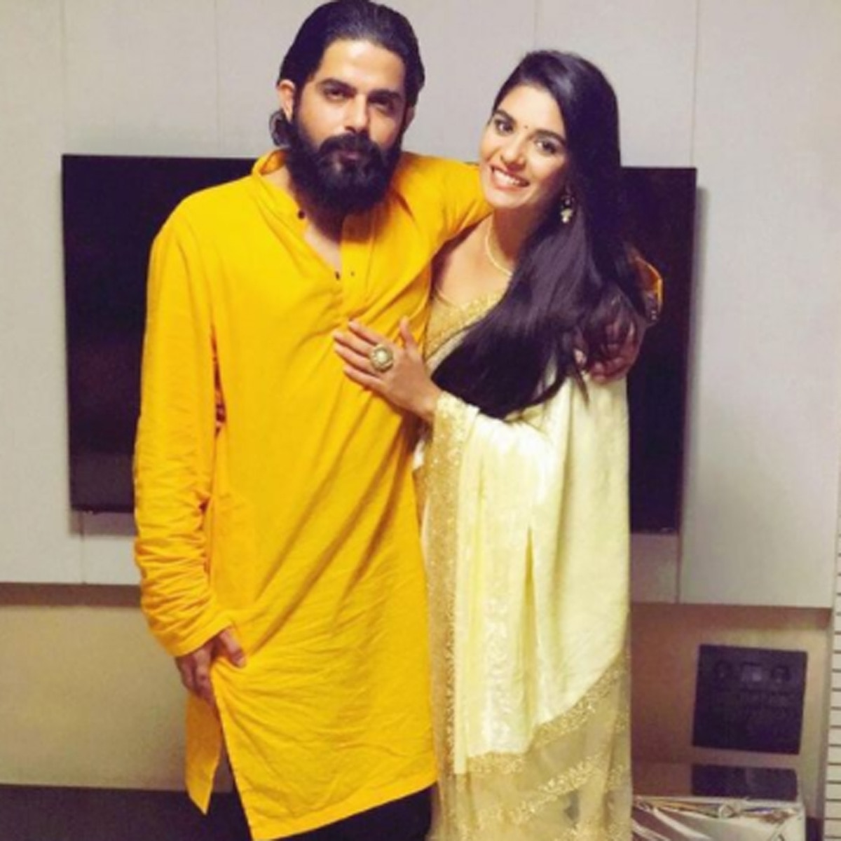 पूजा गौर संग राज