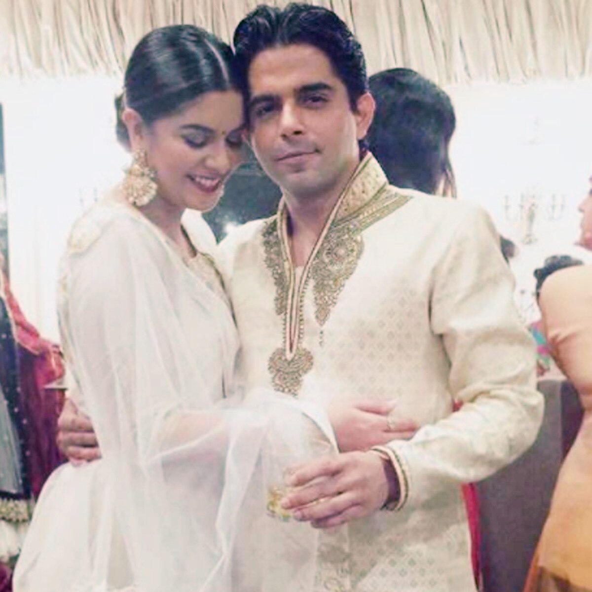 पूजा गौर संग राज