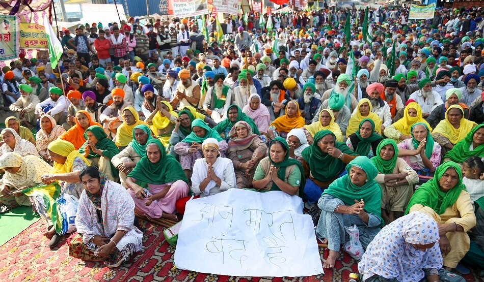 किसानों की हौसला आफजाई करने पहुंचा चार साल का मासूम