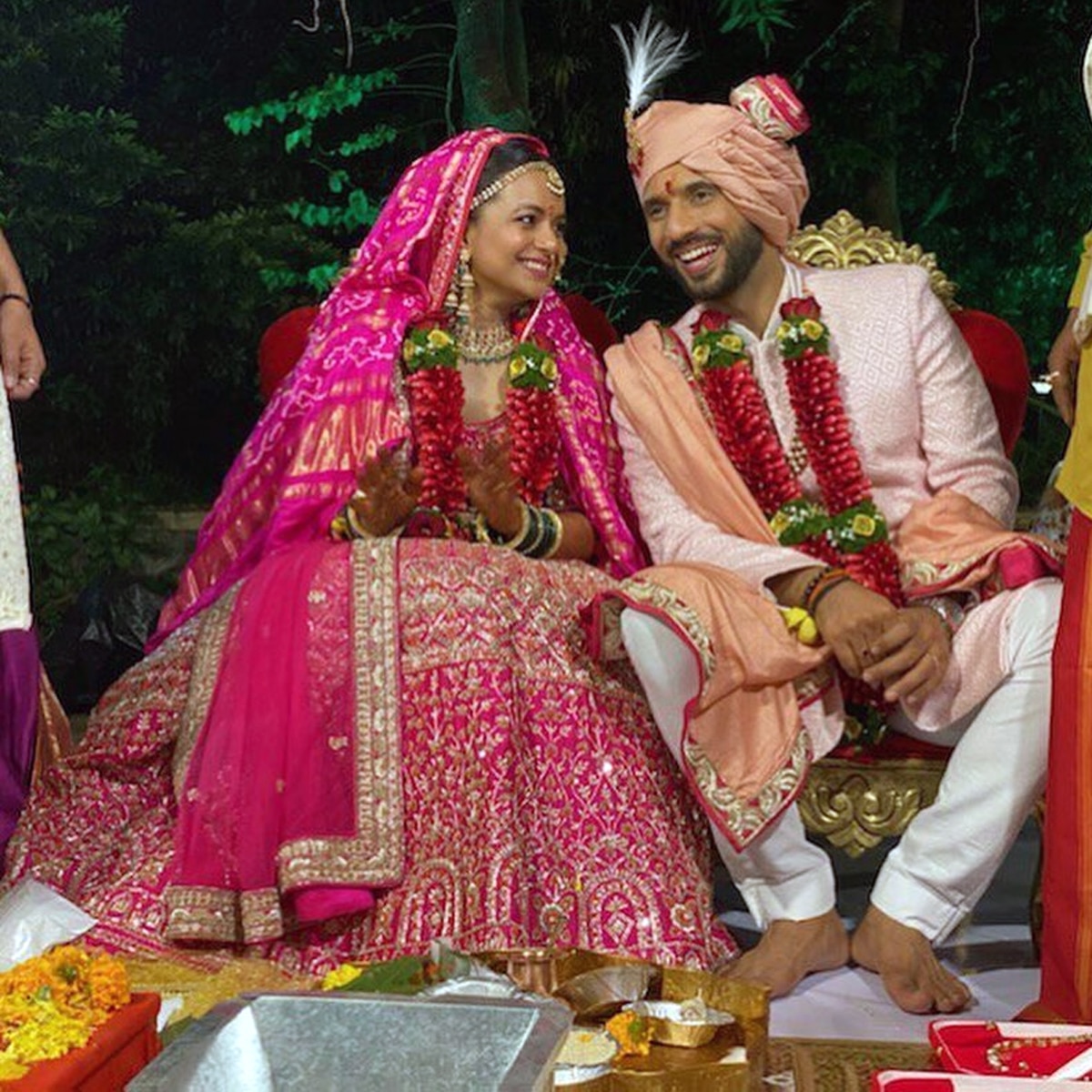 पुनीत पाठक और निधि सिंह