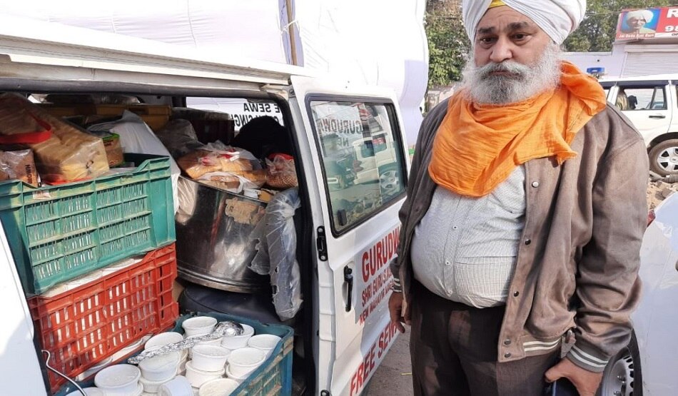 सिंघु बॉर्डर पर डटे हुए हैं किसान