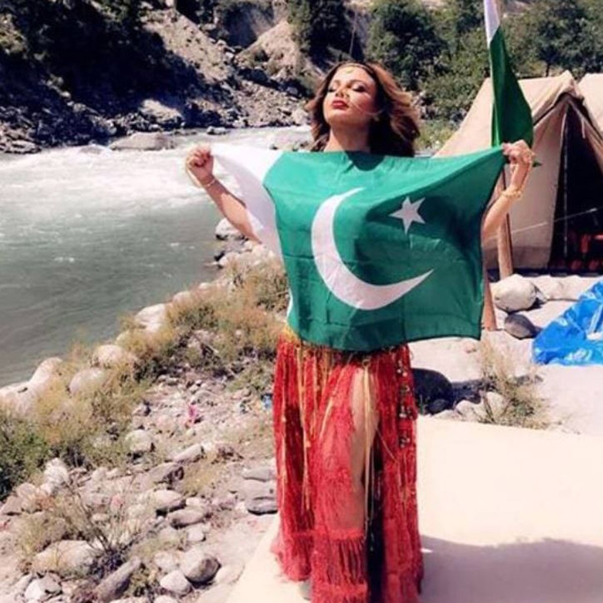  राखी सावंत