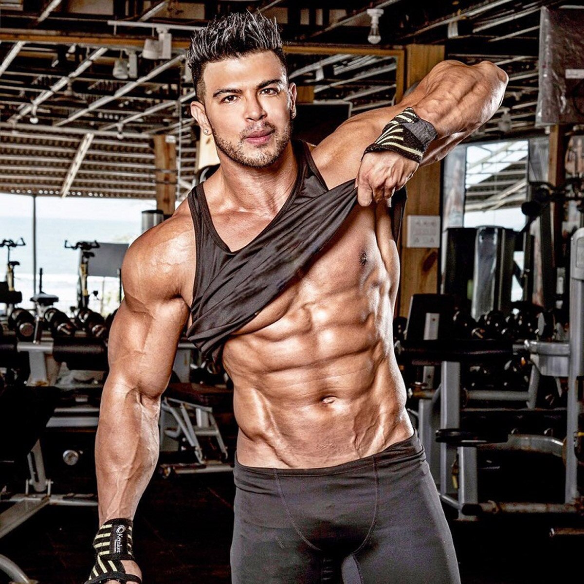 साहिल खान