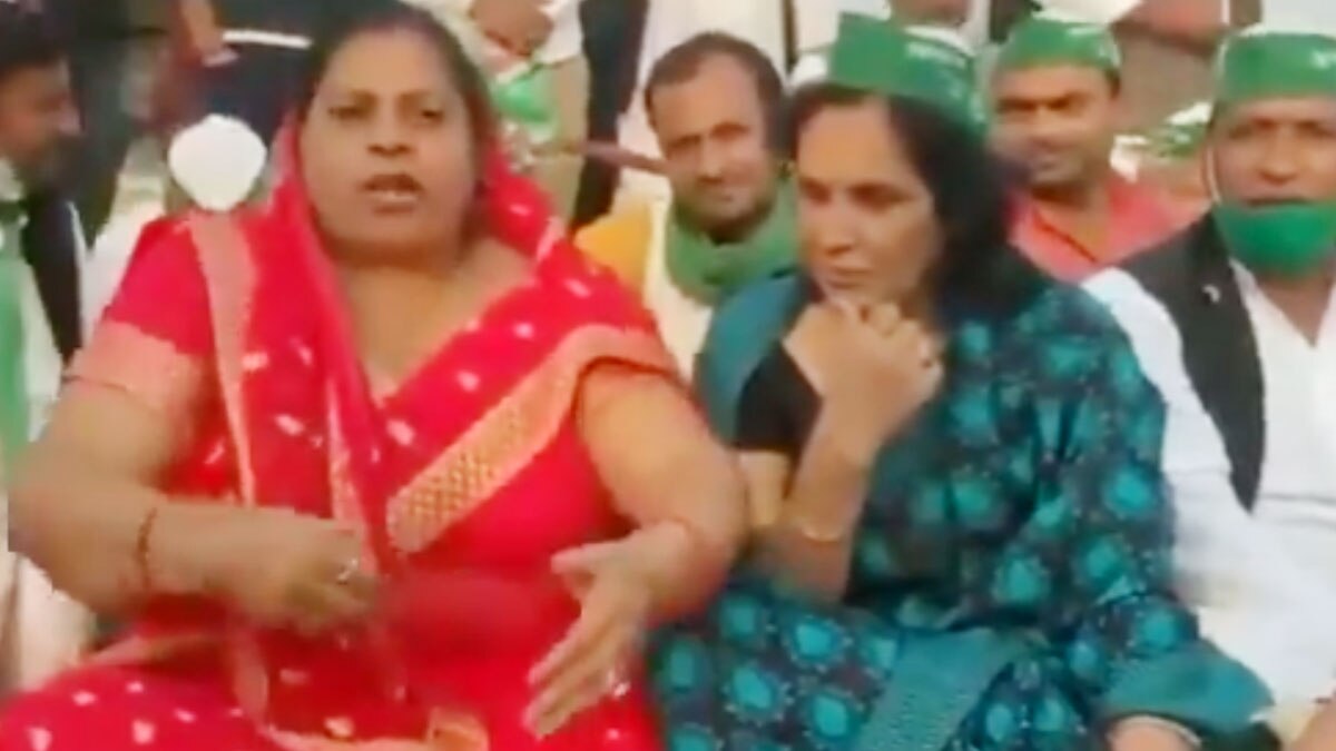 किसान आंदोलन में महिला की सैंडिल गायब 