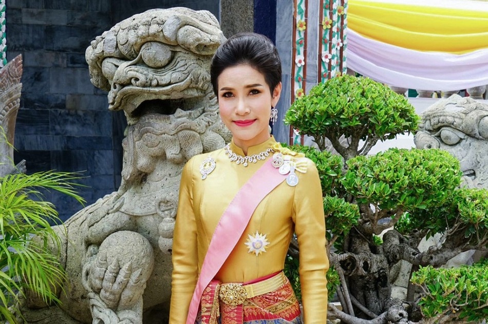 Sineenat Wongvajirapakdi