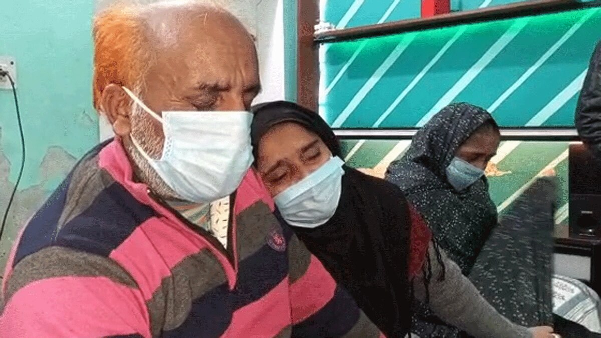 पति ने पत्नी को दिया तीन तलाक (फोटो आजतक)