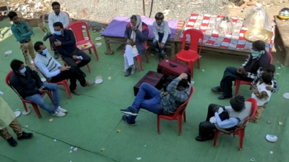 विदाई से पहले दुल्हन की रिपोर्ट आई कोरोना पॉजिटिव (फोटो आजतक)