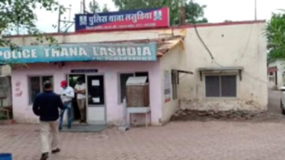 पुलिस इस मामले की जांच में जुटी (फोटो आजतक)