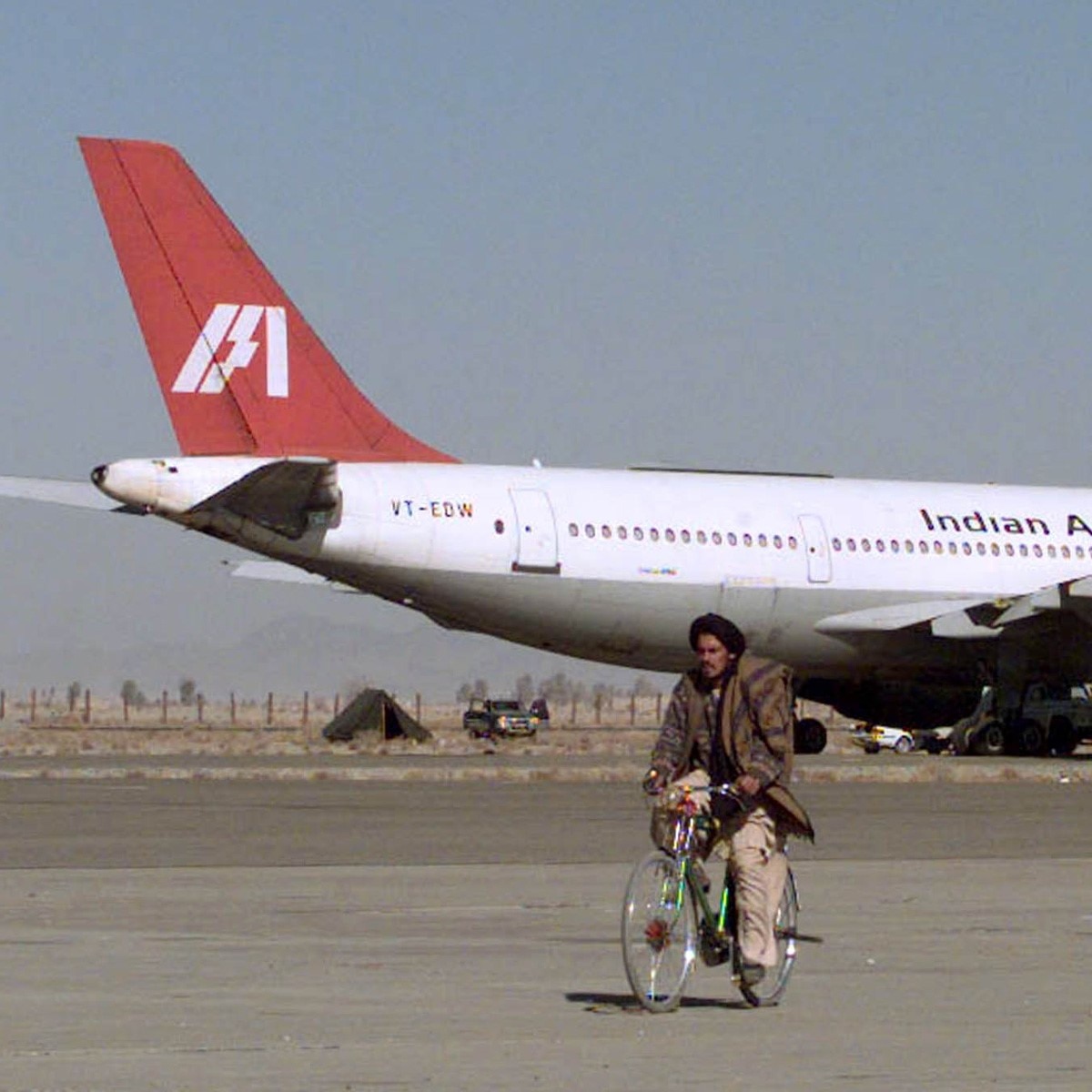 24 December 1999, Indian Airlines Flight 814 were hijacked