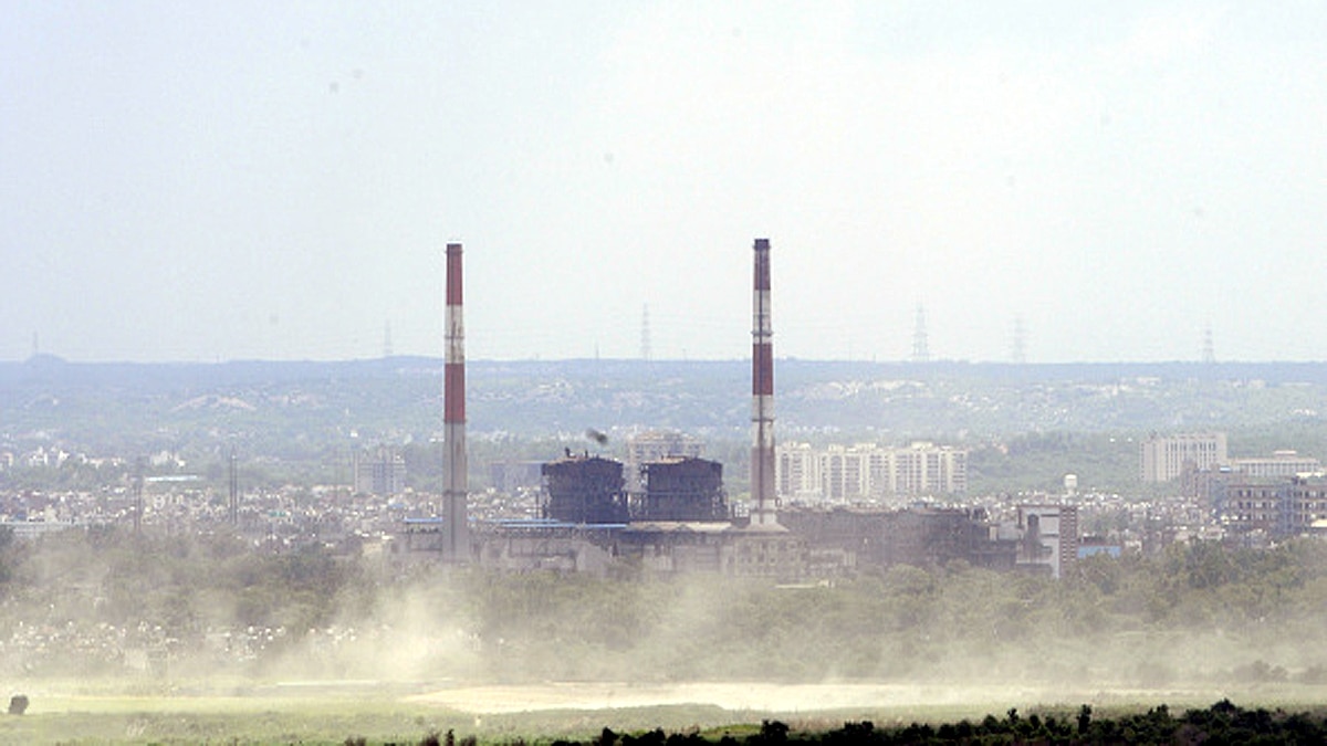 Cities attract and strengthen thunderstorms