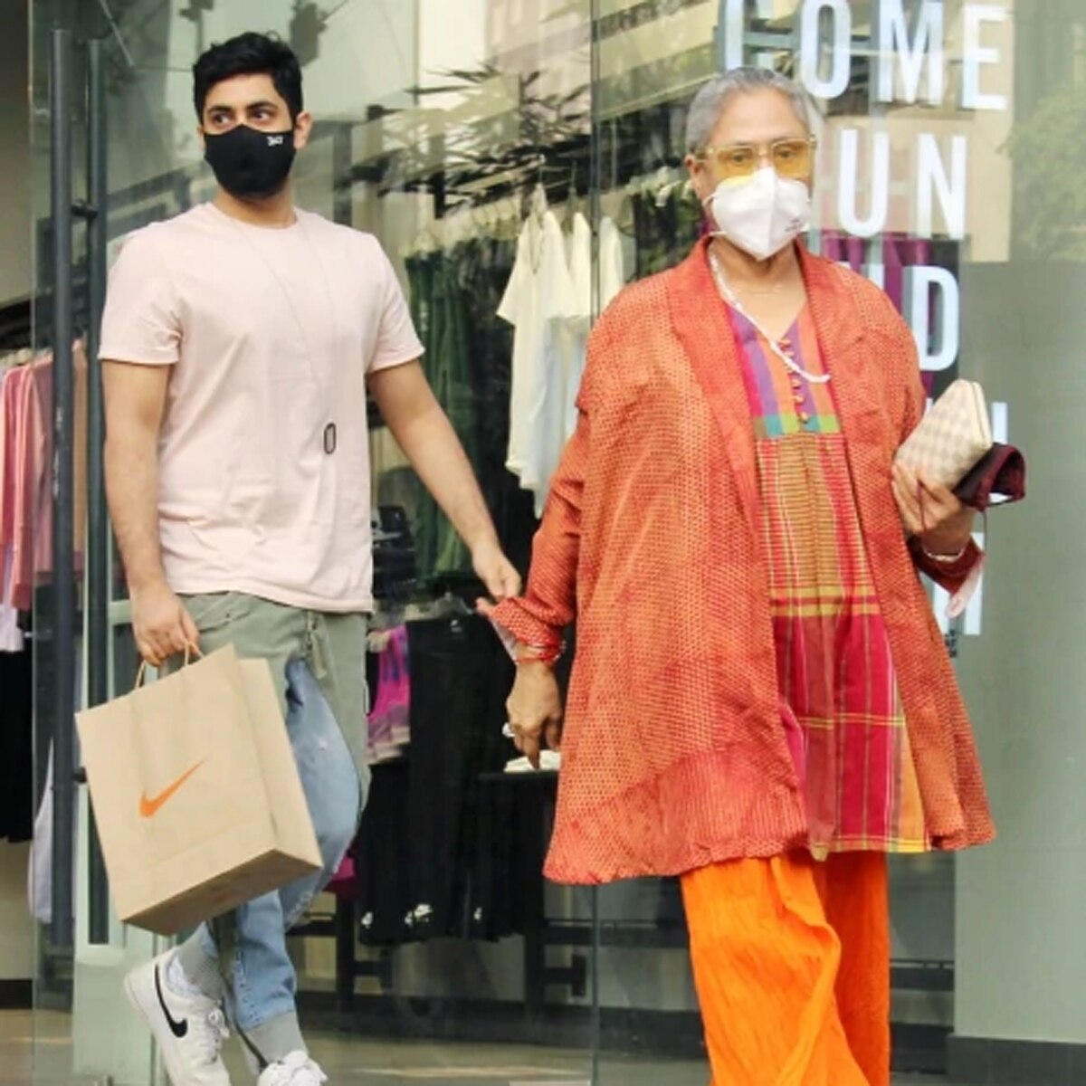 अगस्त्या संग जया