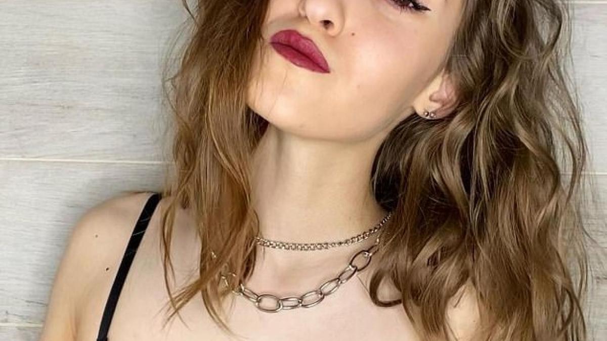  रूस के अरबपति की बेटी की संदिग्ध मौत