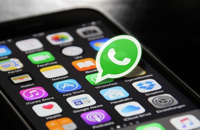 WhatsApp feature custom wallpaper WhatsApp feature custom wallpaper