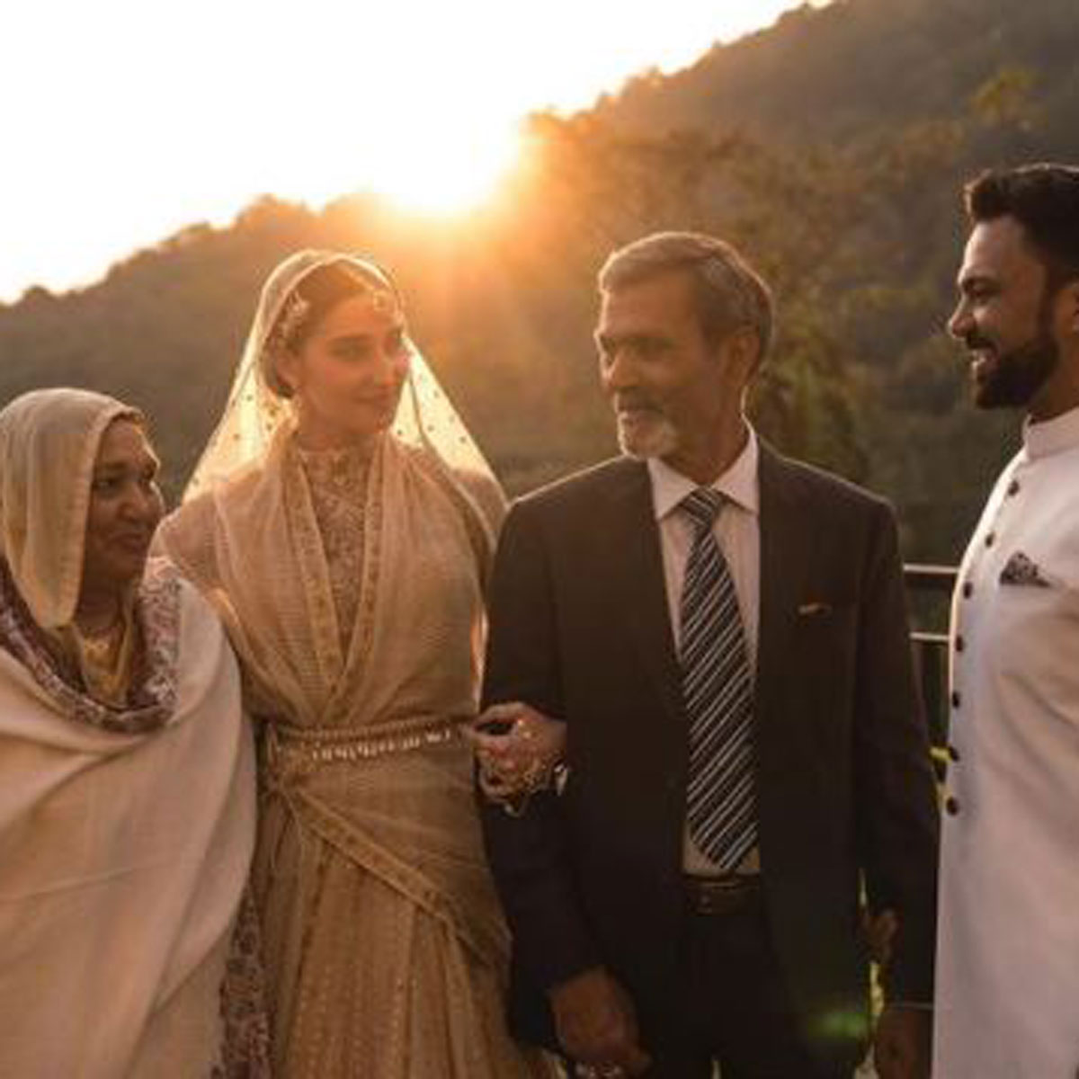 अली अब्बास जफर और एलीसिया