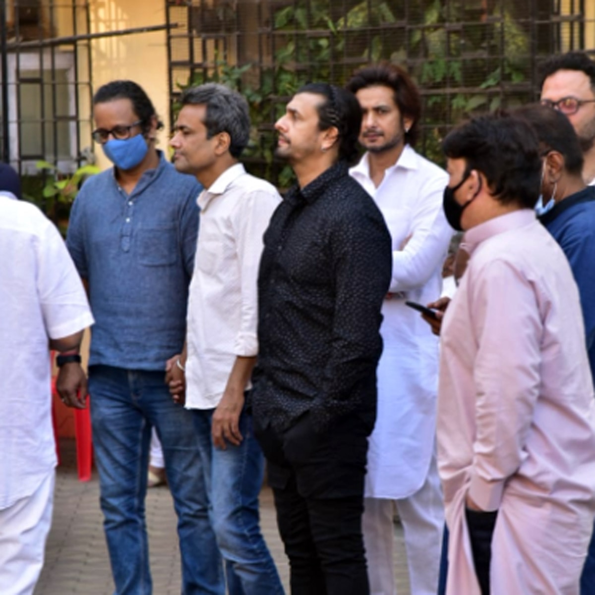 सोनू न‍िगम