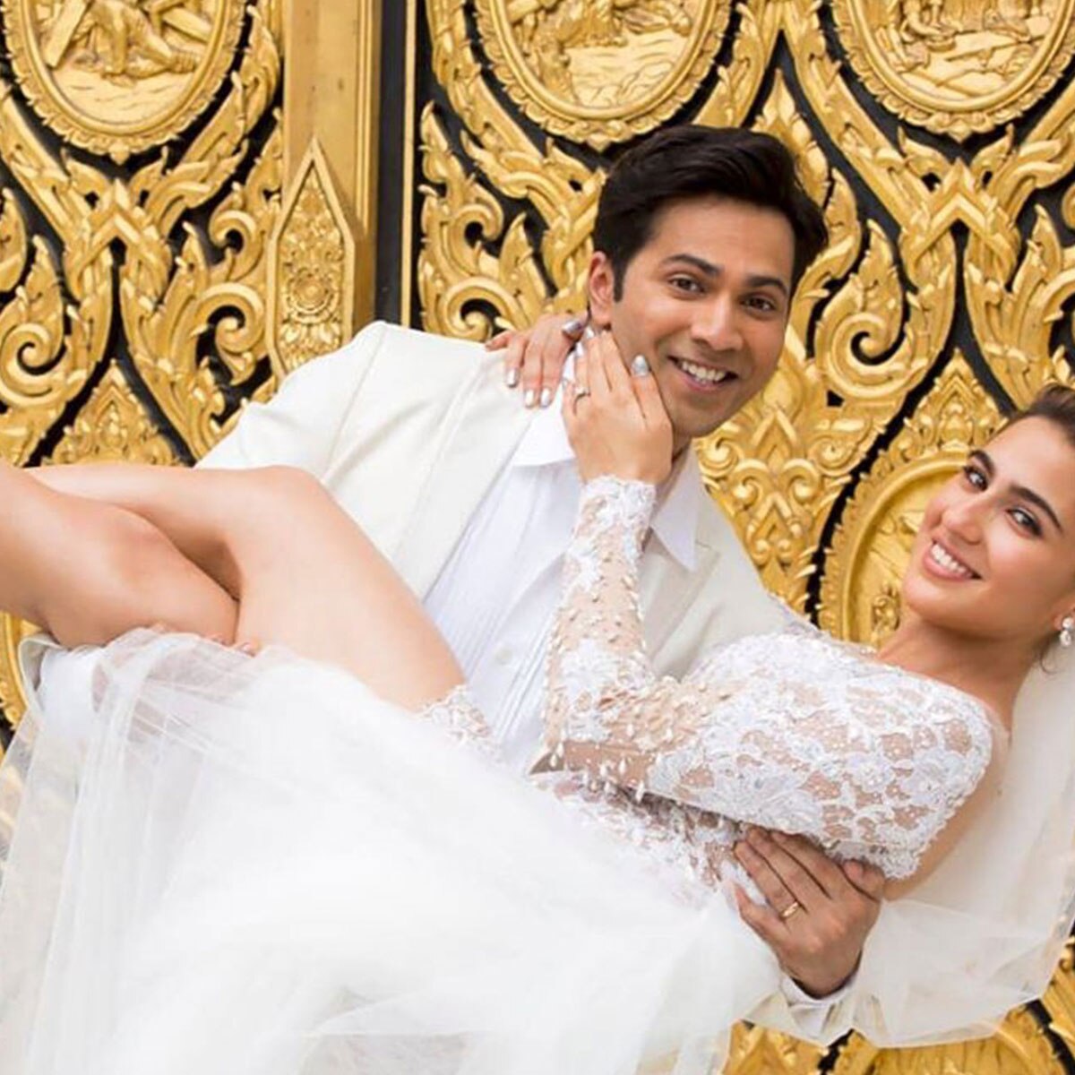 कुली नं 1