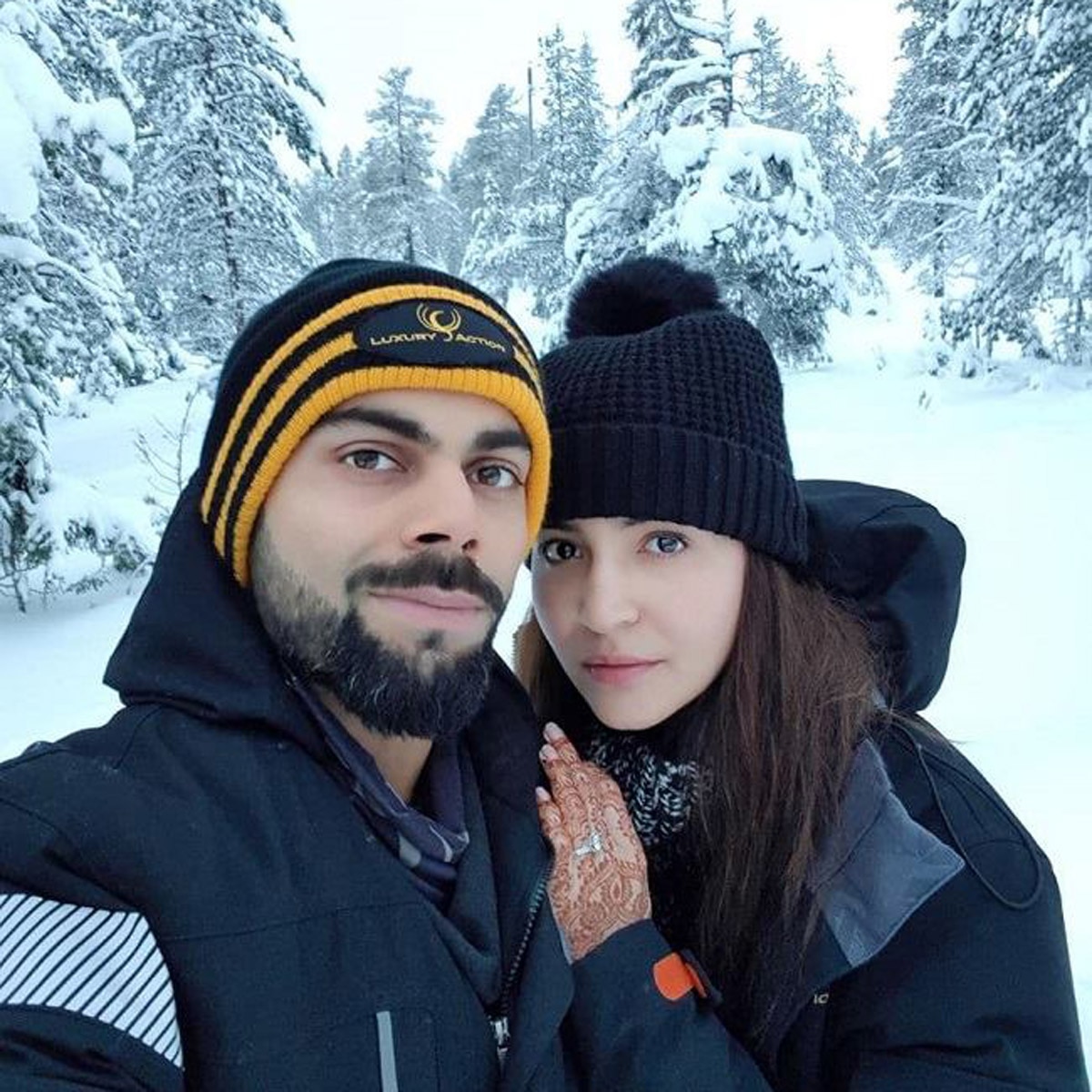 अनुष्का शर्मा-विराट कोहली 