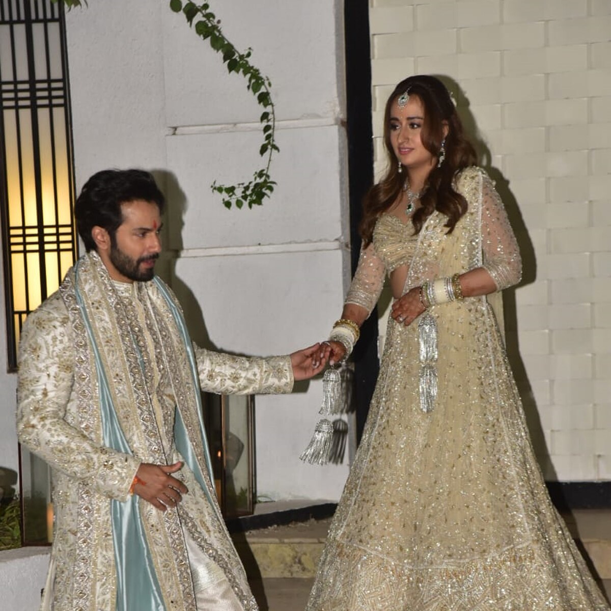 वरुण और नताशा