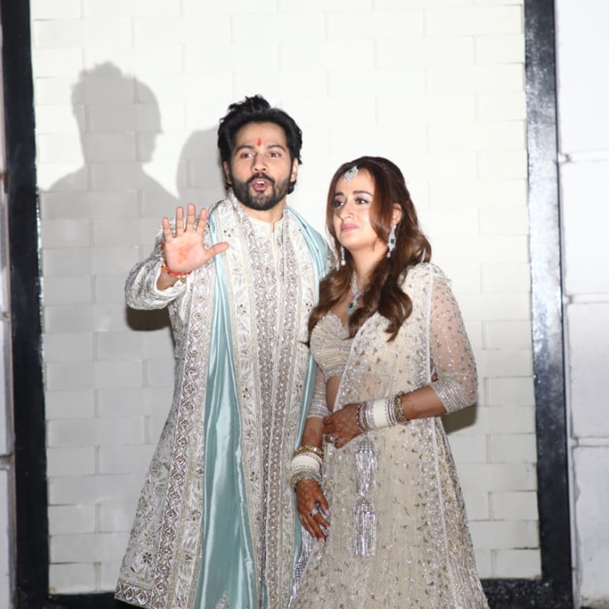 वरुण और नताशा