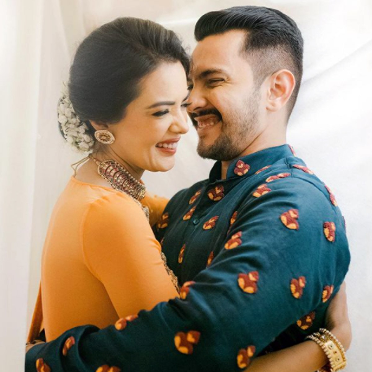 आद‍ित्य-श्वेता 