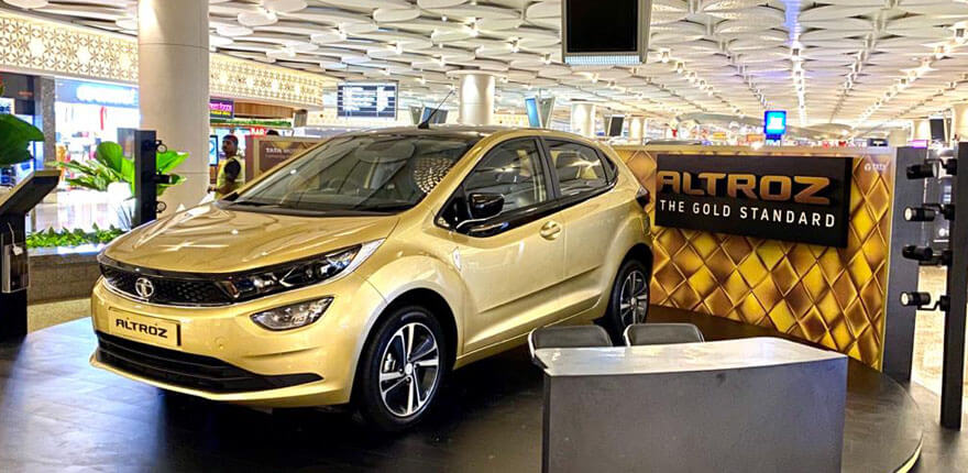 कार में हिंग्लिश कमांड भी