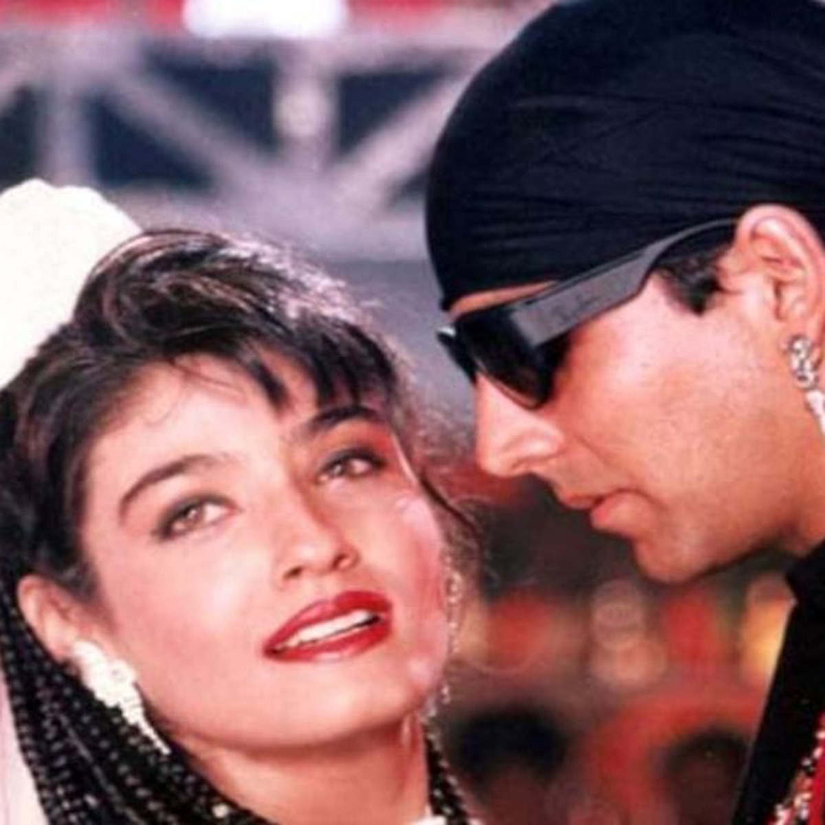 अक्षय और रवीना