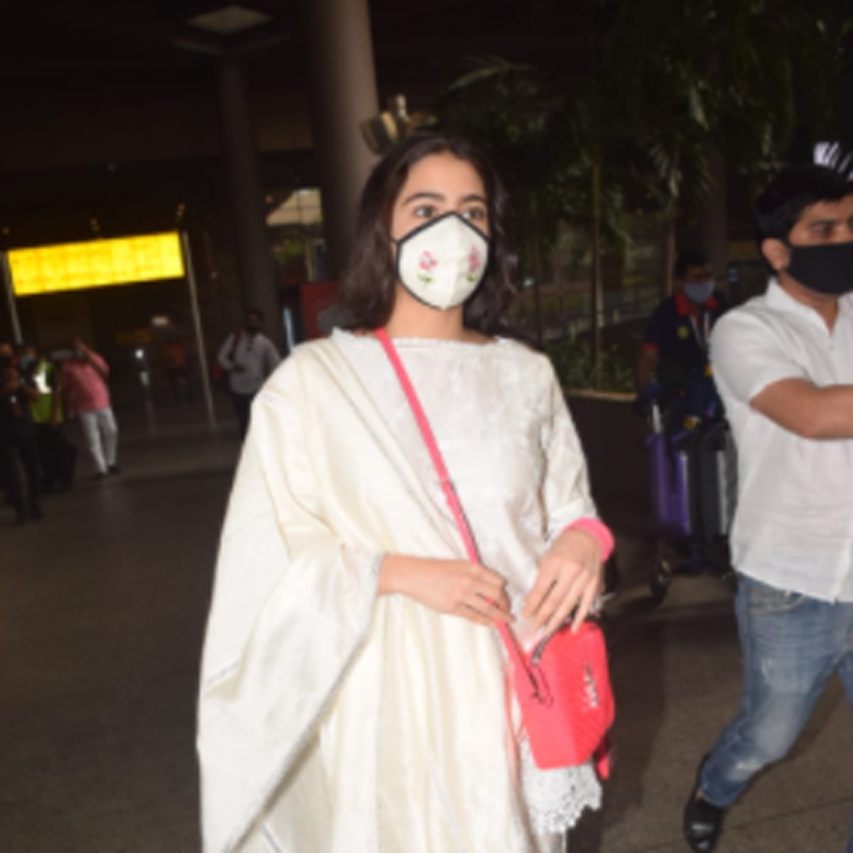 सारा अली खान