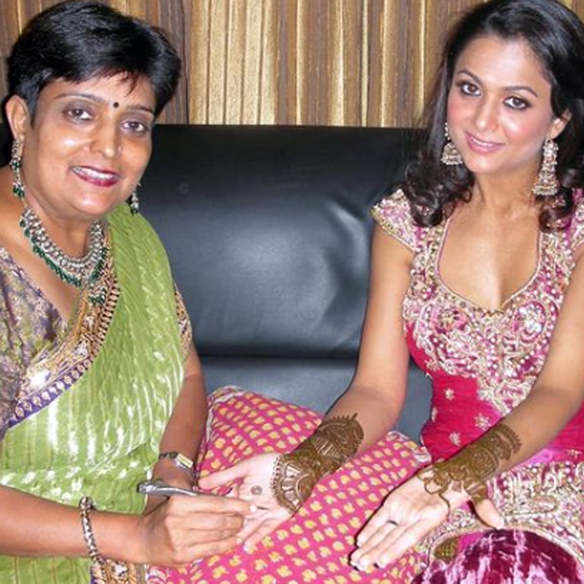 वीणा नगदा-अमृता अरोड़ाा 