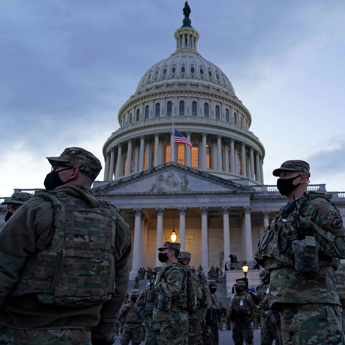 व्‍हाइट हाउस में तैयारियां (AP) 