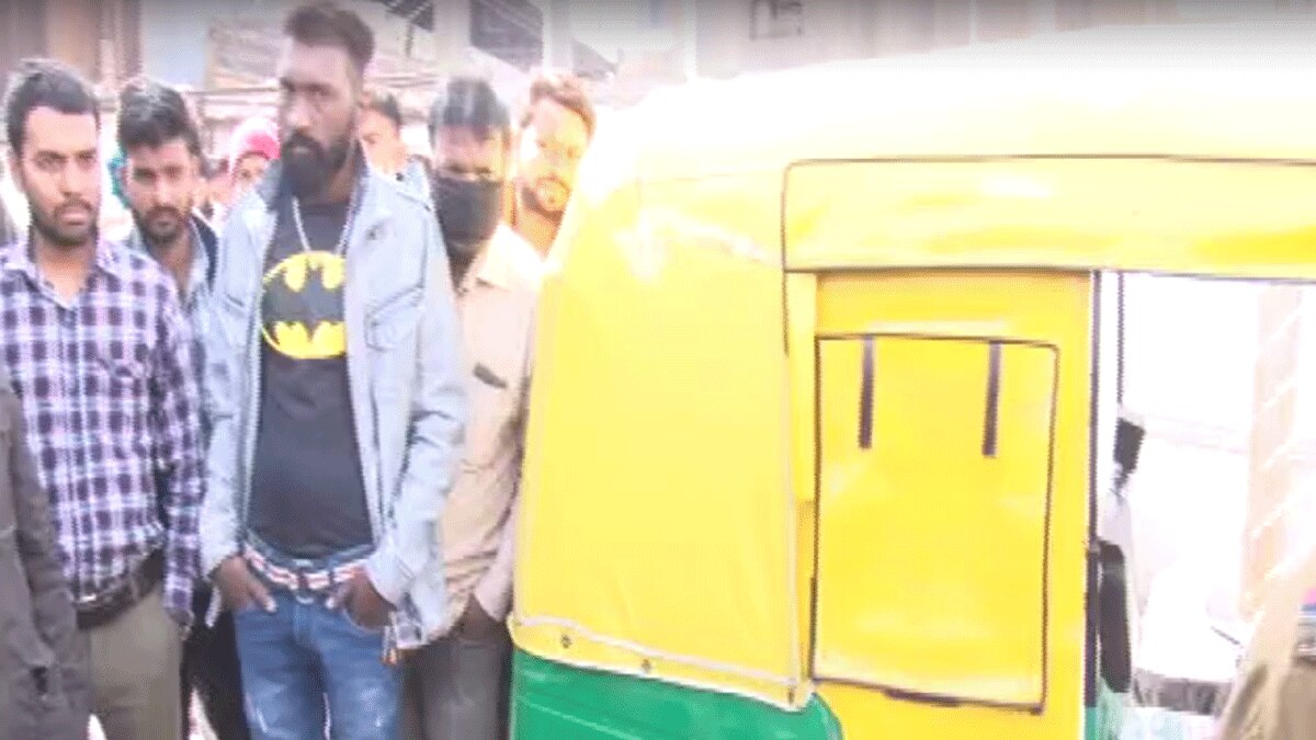 ऑटो चालक की गोली मारकर हत्या