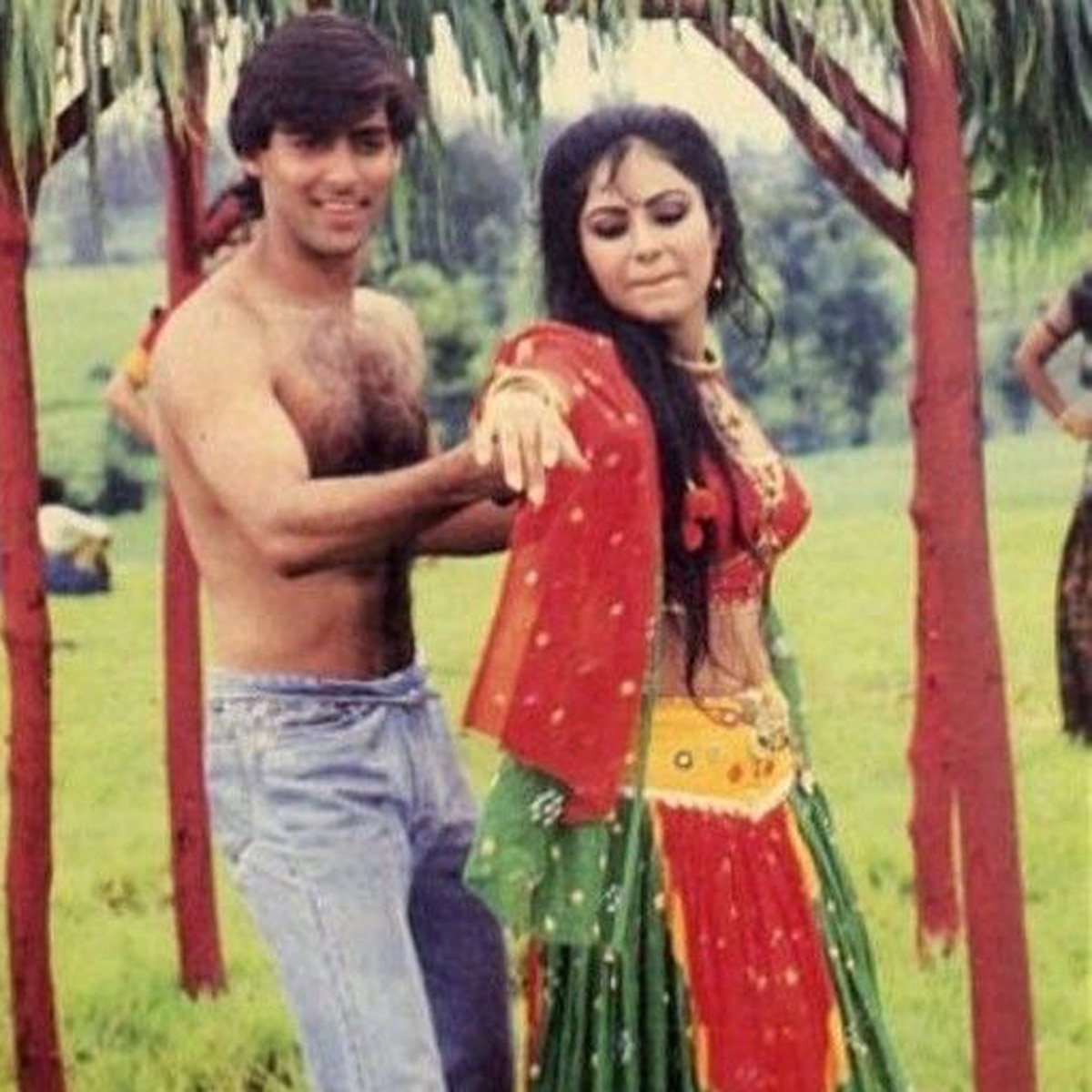  आयशा जुल्का 