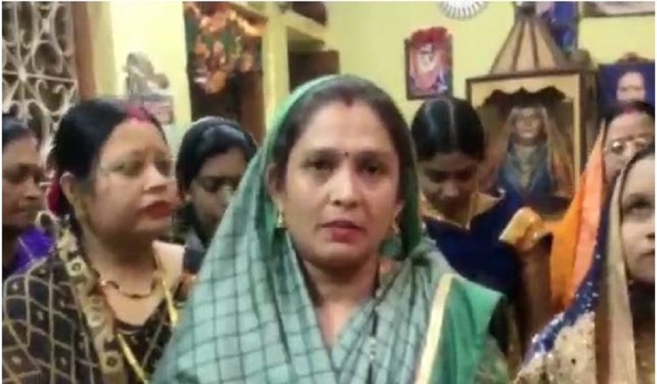 सास को ही मान लिया देवी