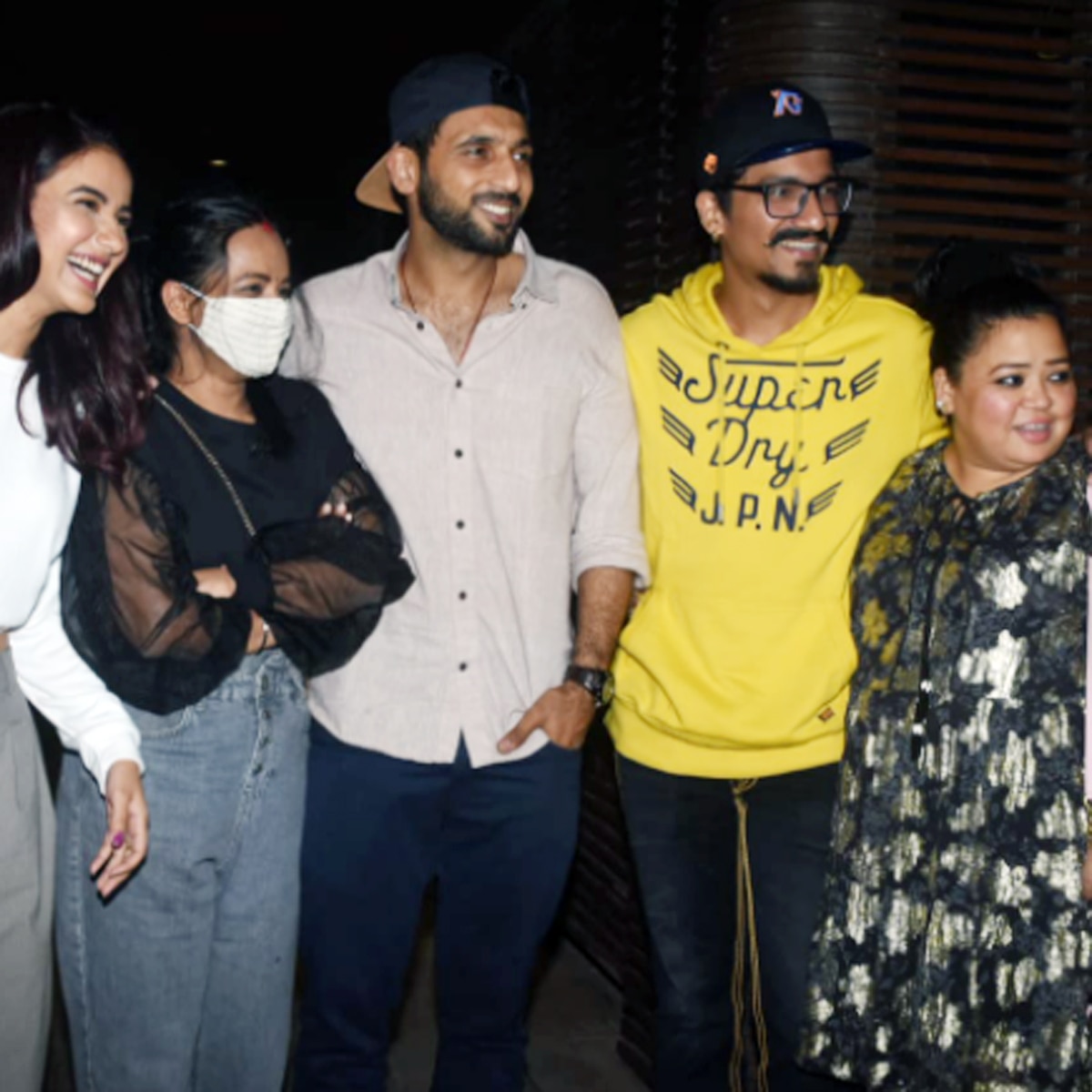 जैस्मिन की पार्टी