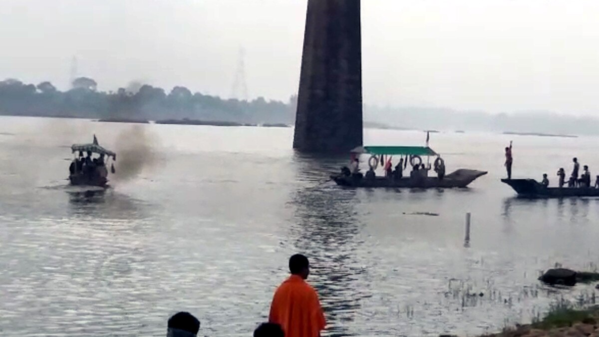 डूबने से पहले नाव में चल रहा था महिलाओं का डांस, सामने आया अंति‍म समय का वीडियो 