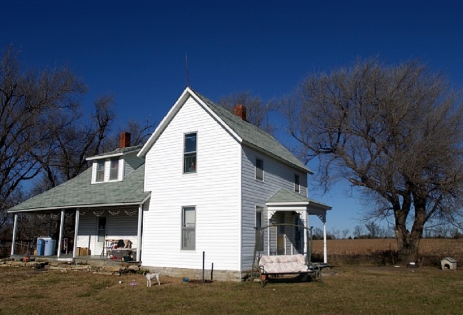 Bobbie Jo Stinnett Home